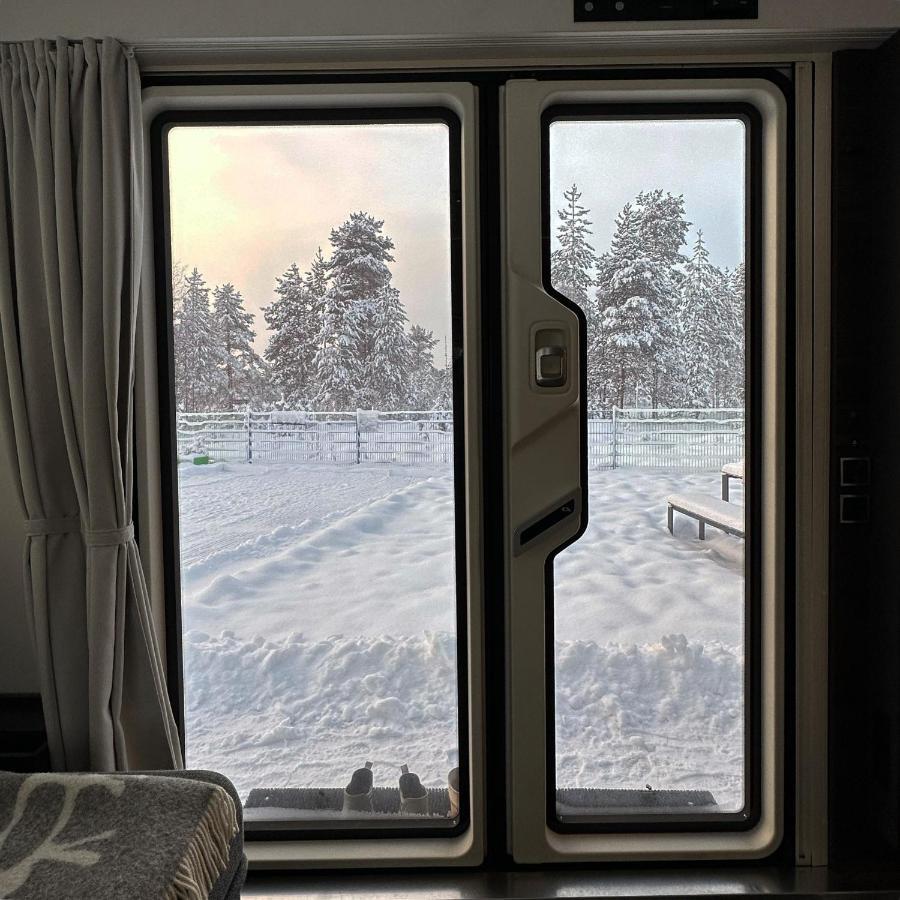 Santa'S Luxury Trailer Hotel Rovaniemi Luaran gambar